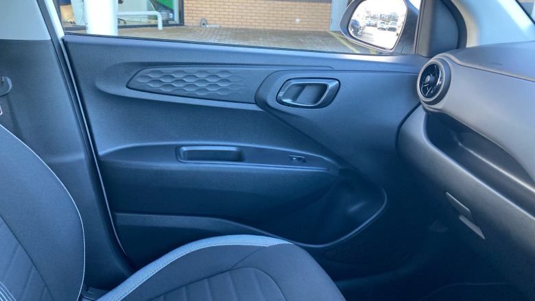 Hyundai i10 1.0 [63] Advance 5dr [Nav] Petrol Hatchback